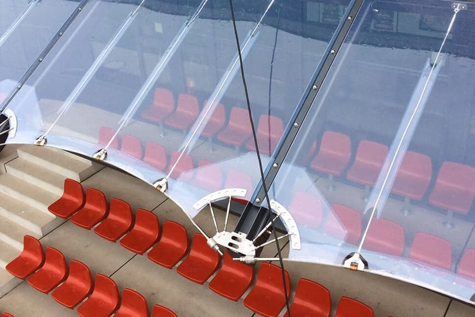 Auvents etfe au dessus de tribunes