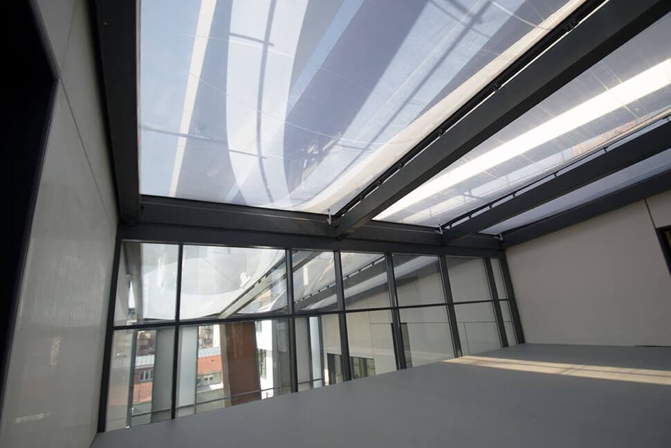 COUVERTURE-DÉCOLE-EN-COUSSINS-ETFE-