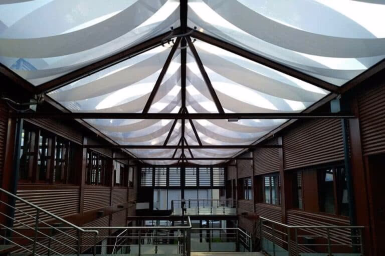 VERRIERE-EN-COUSSINS-GONFLABLES-ETFE-DOUBLE-COUCHE-