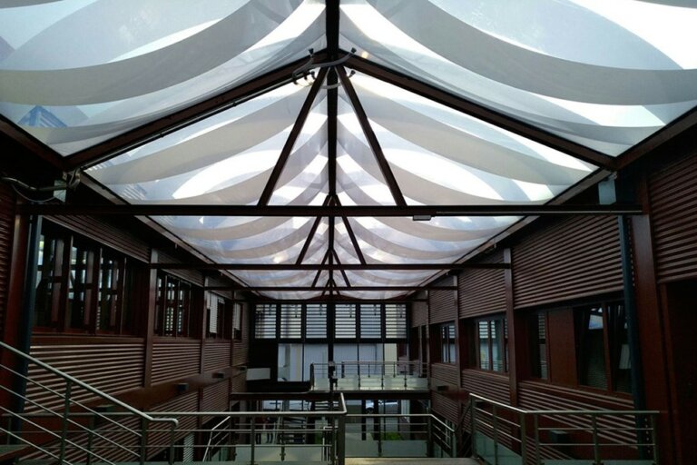 VERRIERE-EN-COUSSINS-GONFLABLES-ETFE-DOUBLE-COUCHE-