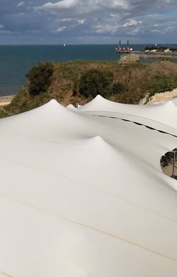 Tente stretch sur mesure bastion ile de re 2